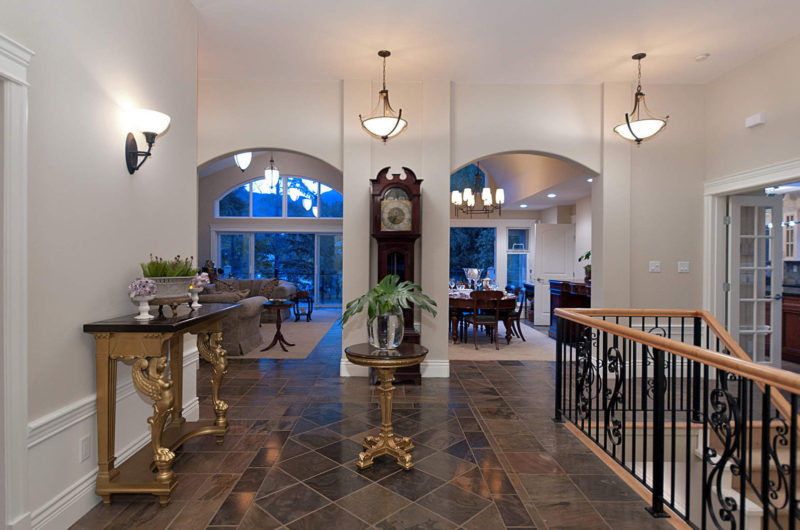 Family Residence with Semi-Waterfront in West Vancouver family residence with semi waterfront in west vancouver 407257a