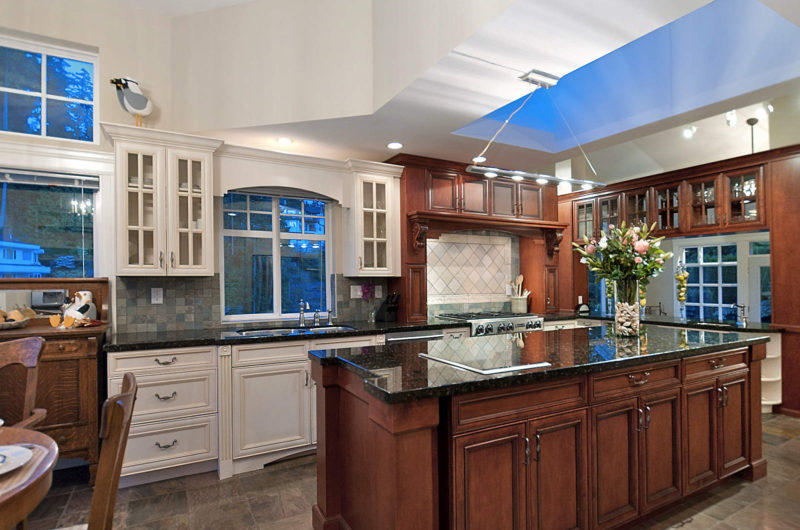 Family Residence with Semi-Waterfront in West Vancouver family residence with semi waterfront in west vancouver bd0fbf4