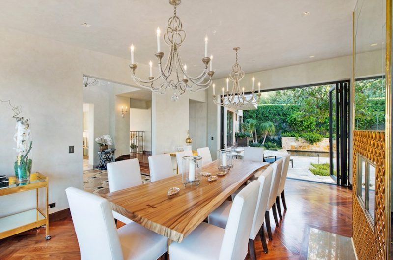 Fancy Prime Estate Atop Billionaire's Beach in Malibu fancy prime estate atop billionaires beach in malibu 3bdf6c8