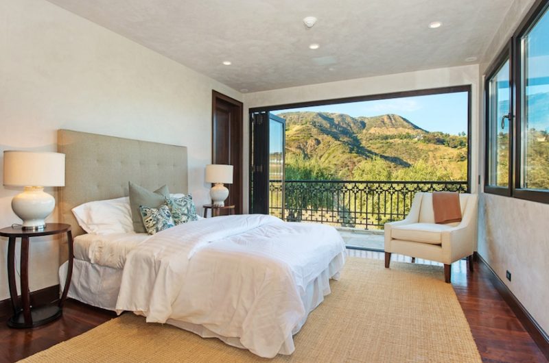 Fancy Prime Estate Atop Billionaire's Beach in Malibu fancy prime estate atop billionaires beach in malibu 456e39f