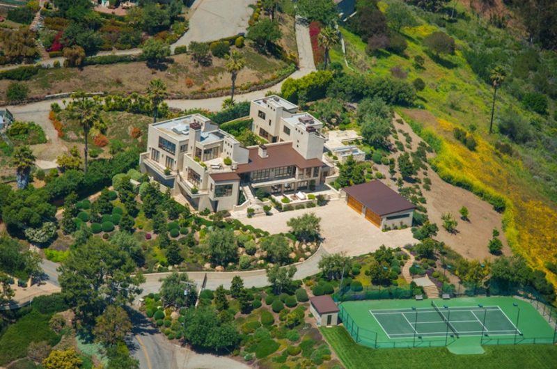 Fancy Prime Estate Atop Billionaire's Beach in Malibu fancy prime estate atop billionaires beach in malibu 5e6ce64