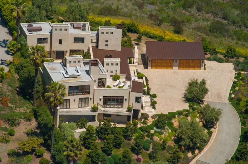 Fancy Prime Estate Atop Billionaire's Beach in Malibu fancy prime estate atop billionaires beach in malibu b06768d