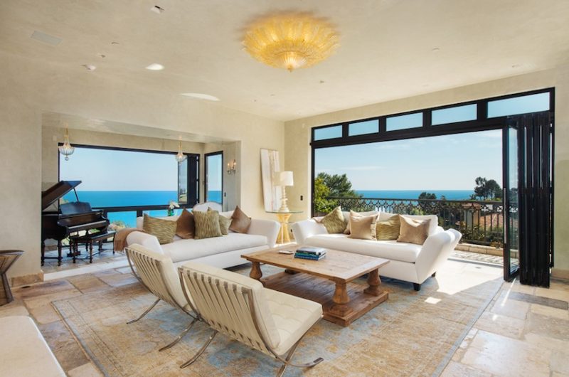 Fancy Prime Estate Atop Billionaire's Beach in Malibu fancy prime estate atop billionaires beach in malibu c096bb5