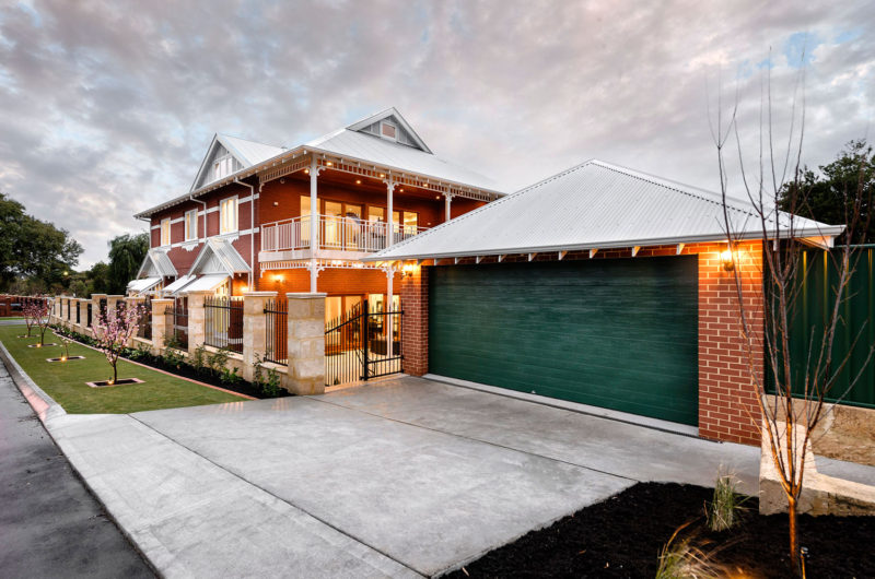 Fascinating Queens Residence by Cambuild fascinating queens residence by cambuild 0266600