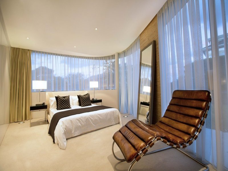 Feng-Shui-Shaped Butterfly House by Lippmann Partnership feng shui shaped butterfly house by lippmann partnership 5097075