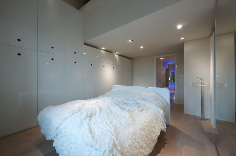 Futuristic House with Medieval Touches by Simone Micheli futuristic house with medieval touches by simone micheli 48a9cb5