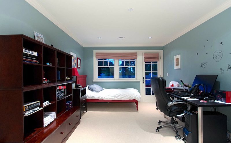 Gated Estate in West Vancouver gated estate in west vancouver 0894727