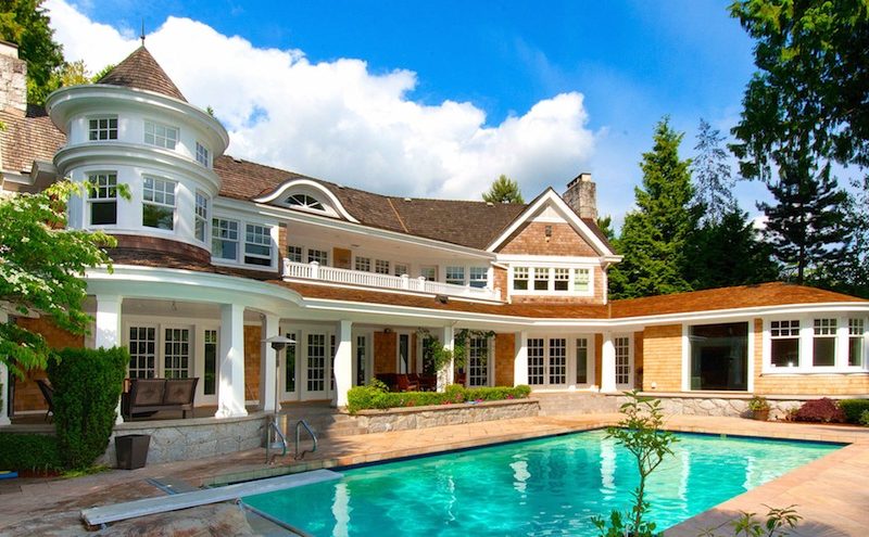 Gated Estate in West Vancouver gated estate in west vancouver d6001ba