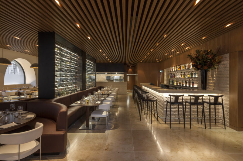 Glamorous ME Hotel by Foster and Partners glamorous me hotel by foster and partners 382415a