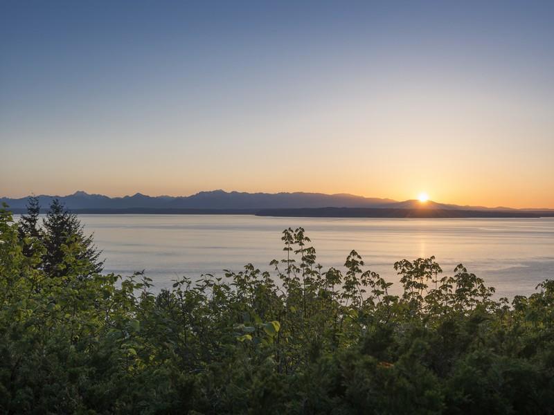 Glazed Studio House by Tom Kundig glazed studio house by tom kundig 3bfb96f