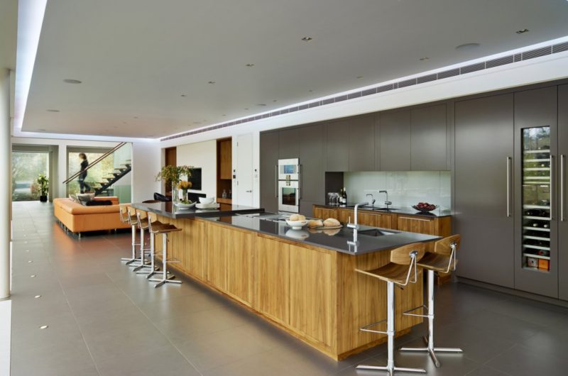 Glazed White Lodge by Dyer Grimes Architects glazed white lodge by dyer grimes architects 53ba90a