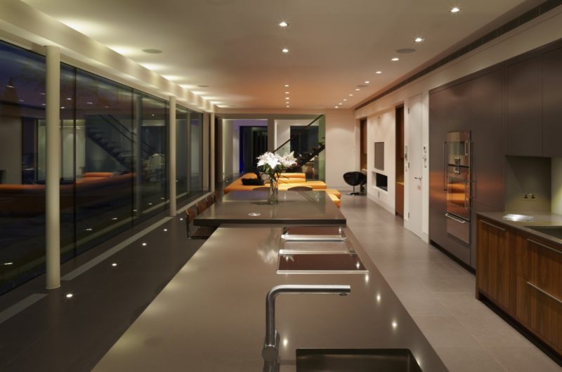 Glazed White Lodge by Dyer Grimes Architects glazed white lodge by dyer grimes architects e67061f