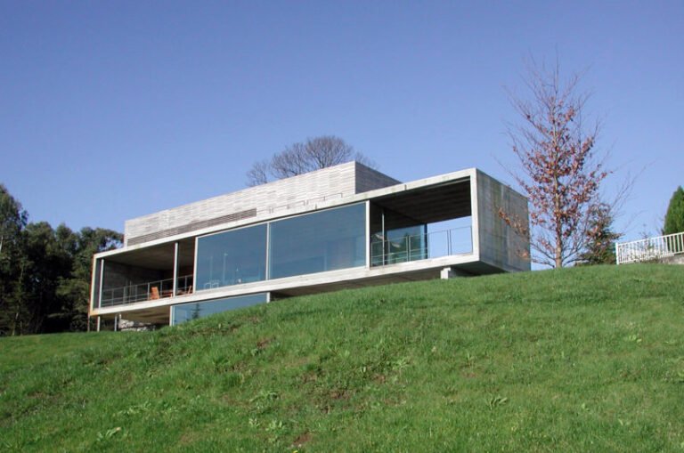 gorgeously designed house in perbes spain 05c9a69