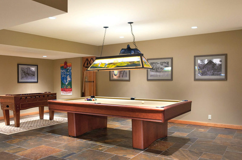 Grand Garibaldi Heights Estate in Canada grand garibaldi heights estate in canada bdcd99c