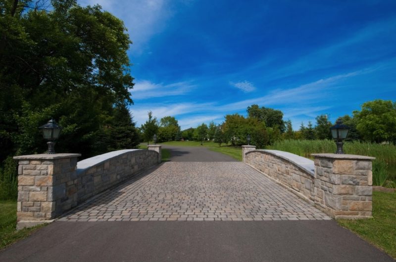 Grandiose Lake of Two Mountains Estate In Quebec, Canada grandiose lake of two mountains estate in quebec canada 6997bc6