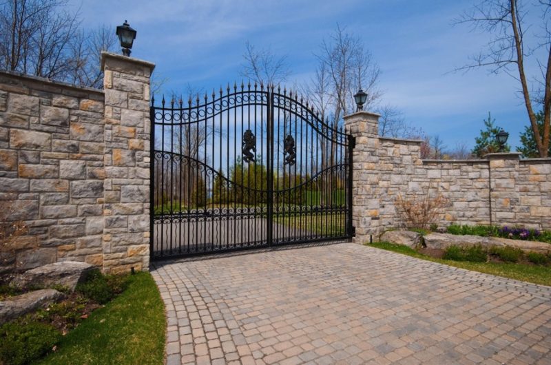 Grandiose Lake of Two Mountains Estate In Quebec, Canada grandiose lake of two mountains estate in quebec canada afb591e