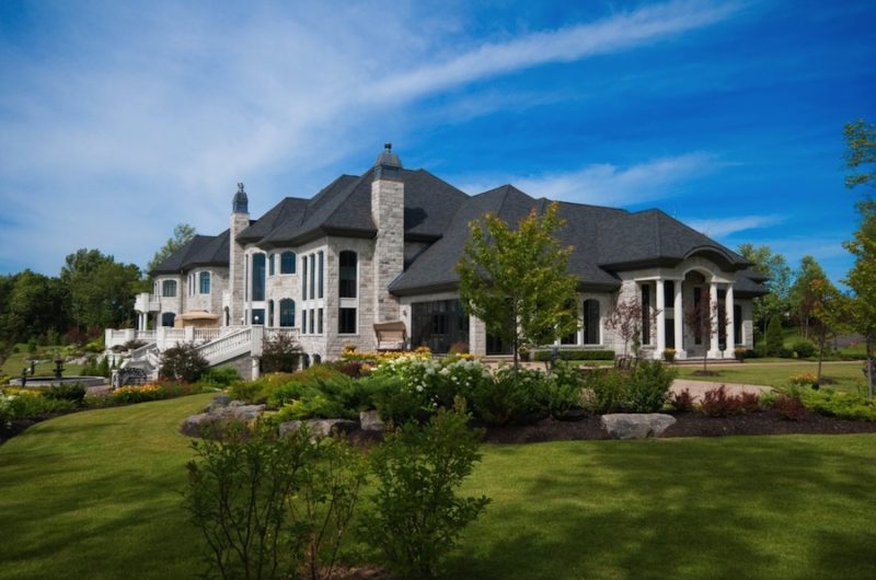 Grandiose Lake of Two Mountains Estate In Quebec, Canada grandiose lake of two mountains estate in quebec canada c50c6ef