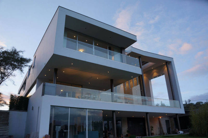 Hacia el Rio House in Ecuador hacia el rio house in ecuador a977042