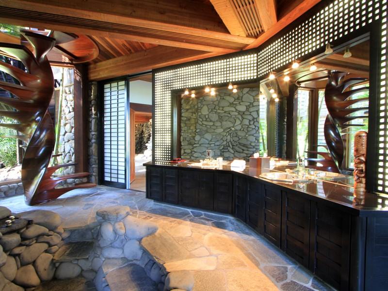 Hawaiian Residence Featuring 3.5 Acres of Paradise hawaiian residence featuring 35 acres of paradise 010cf8b