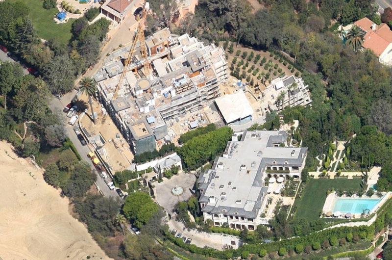 Heavenly Hilltop Compound in Bel Air by Landry Design Group heavenly hilltop compound in bel air by landry design group 04cc704