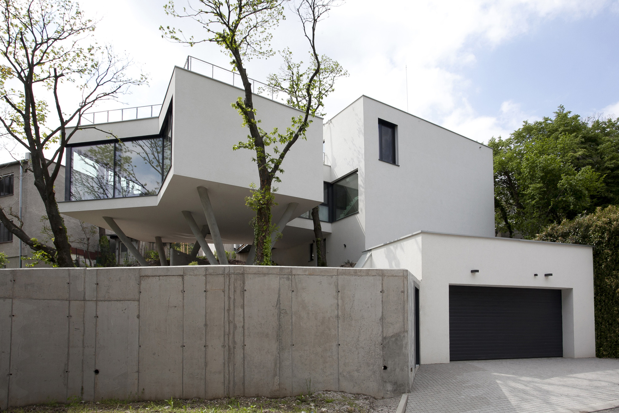 House Between The Trees In Bratislava, Slovakia house between the trees in bratislava slovakia 73ea0df