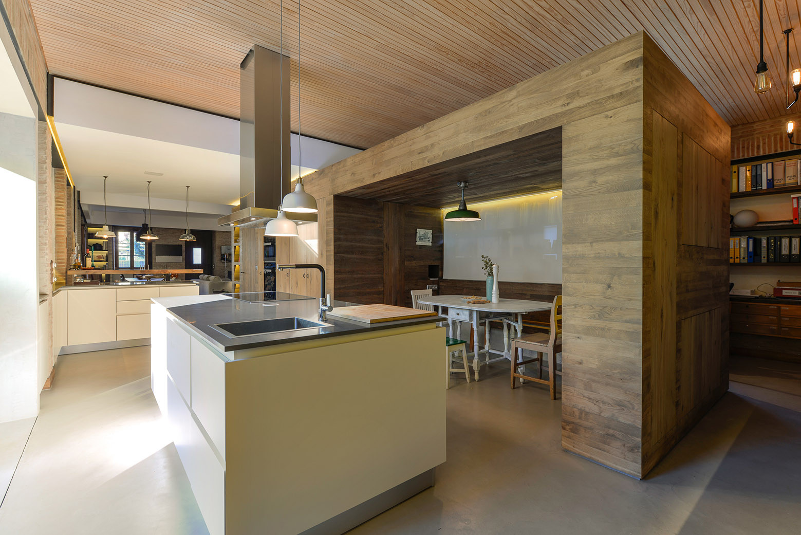 House in Estoril, Portugal By Ricardo Moreno Arquitectos house in estoril portugal by ricardo moreno arquitectos d7b2cf3