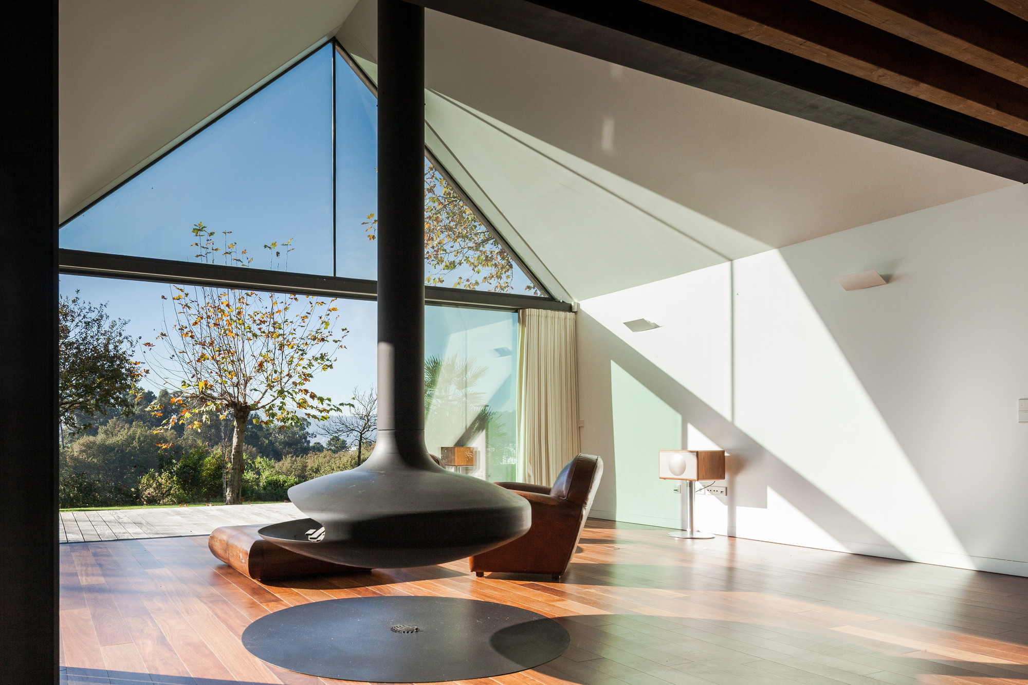 House With Four Houses In Penafiel, Portugal house with four houses in penafiel portugal 399e88f