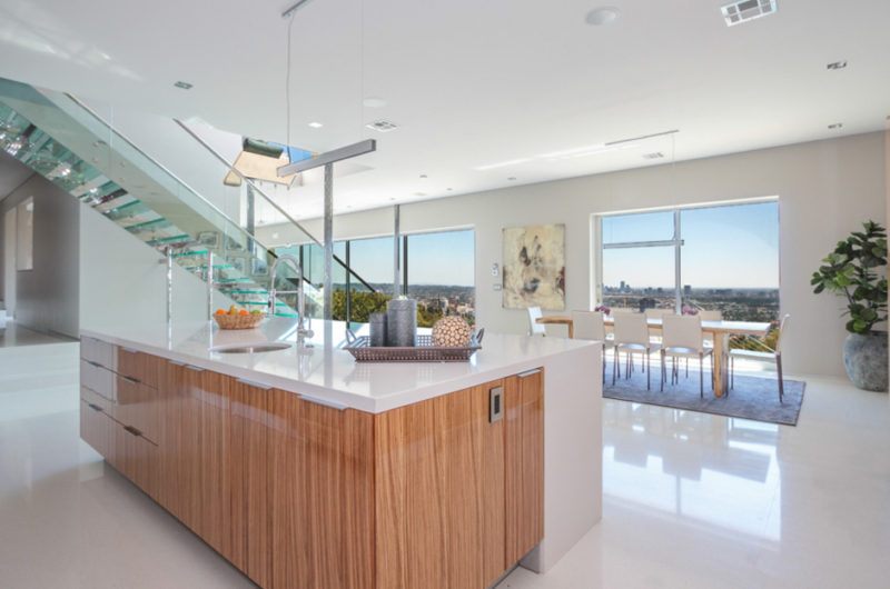 Impressive Contemporary Home in Hollywood Hills impressive contemporary home in hollywood hills 6ebeb09