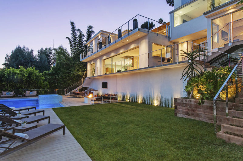 Impressive Contemporary Home in Hollywood Hills impressive contemporary home in hollywood hills c270da8