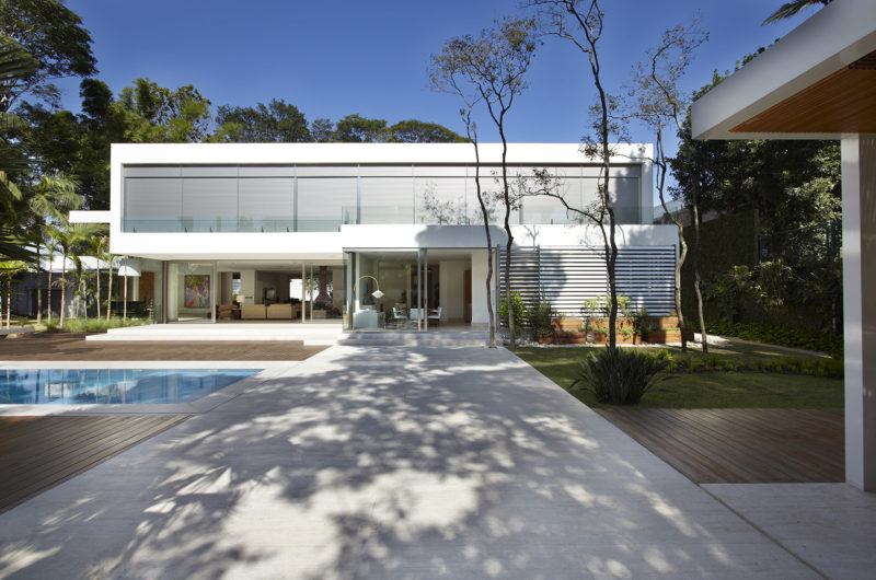 Impressive Morumbi Residence In São Paulo, Brazil impressive morumbi residence in so paulo brazil c85f01e