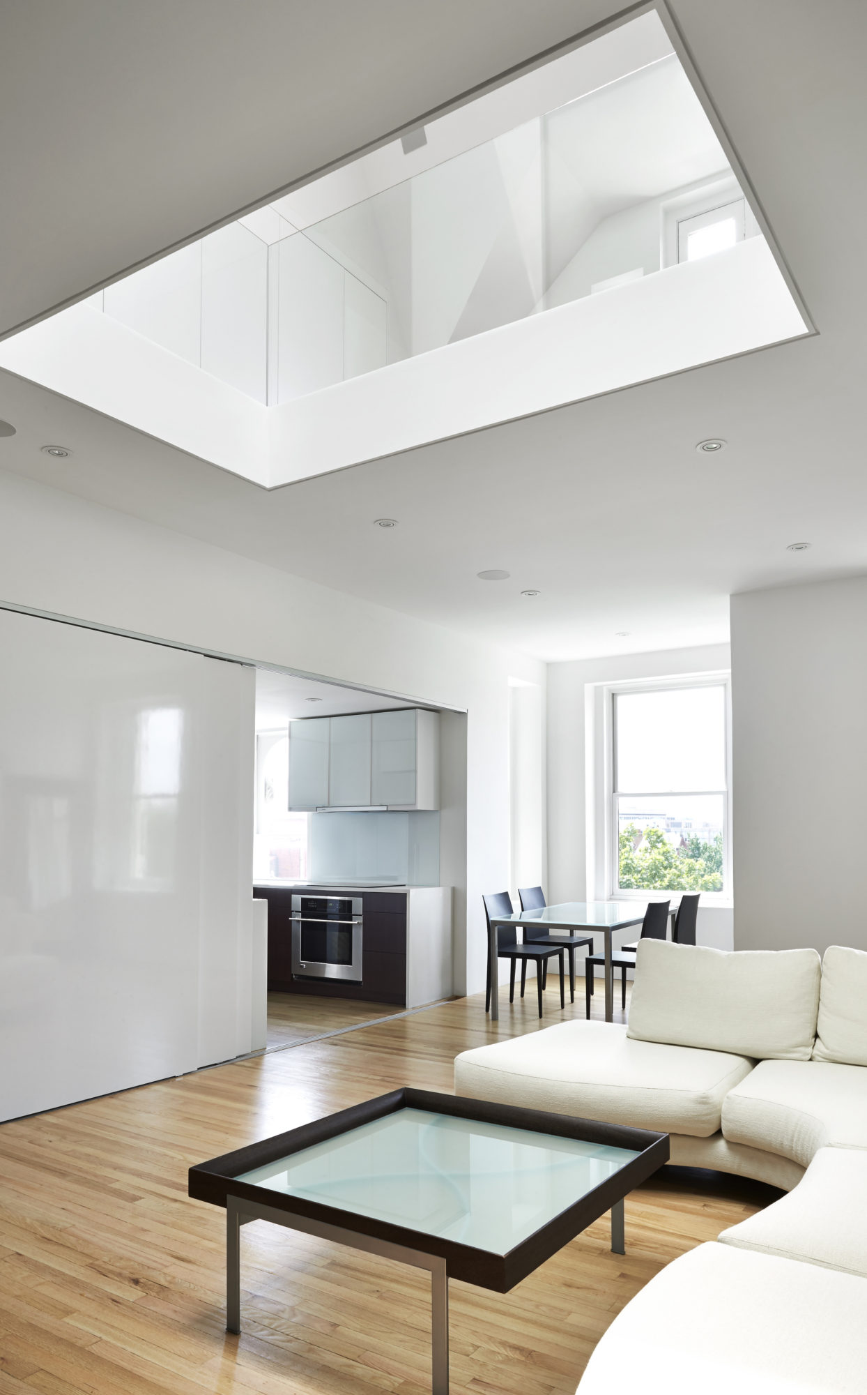 Impressive Sky Loft By KUBE Architecture impressive sky loft by kube architecture 013551e