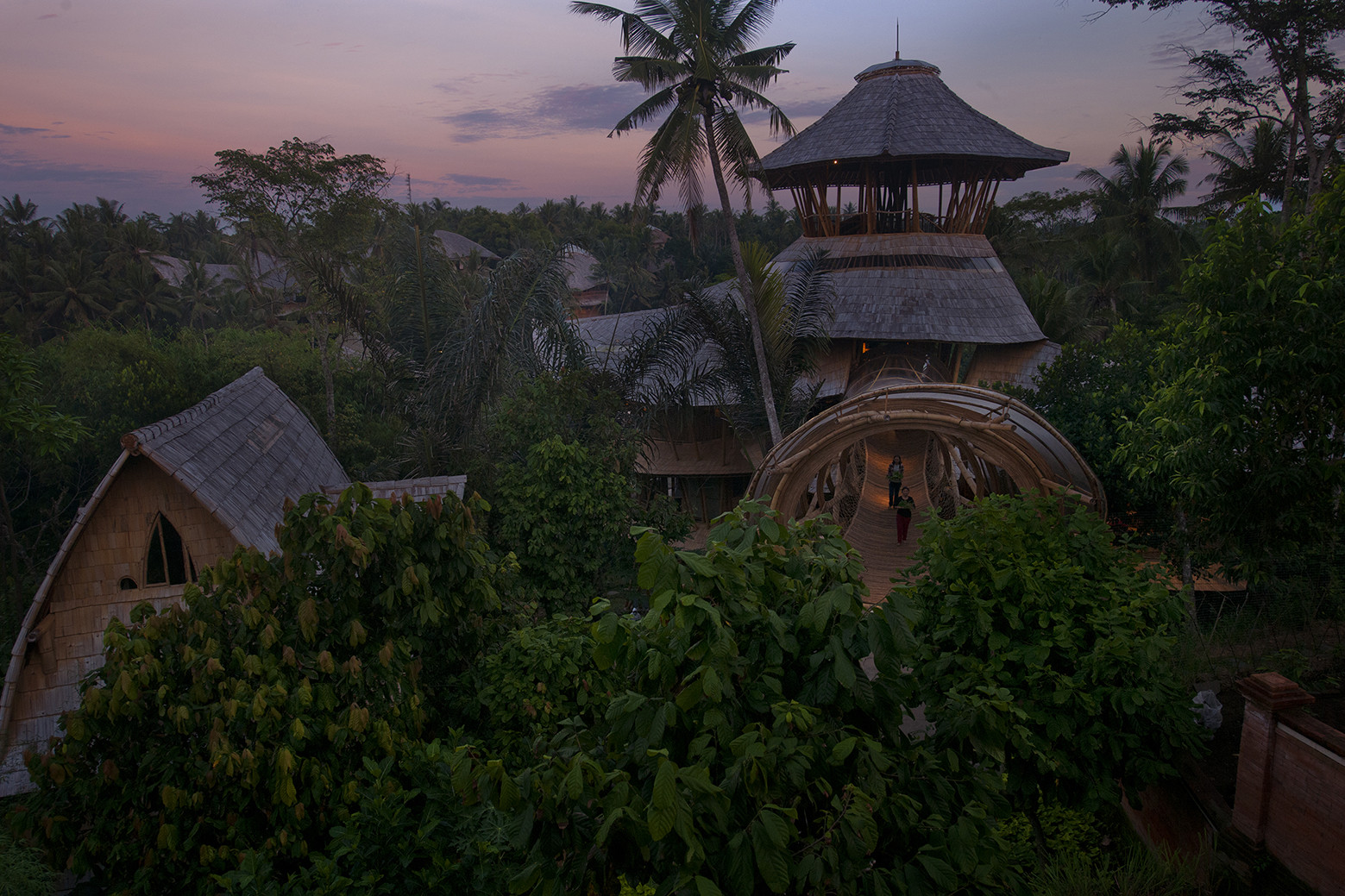 Incredible Sharma Springs Residence In Bali, Indonesia incredible sharma springs residence in bali indonesia 9ed4e3d