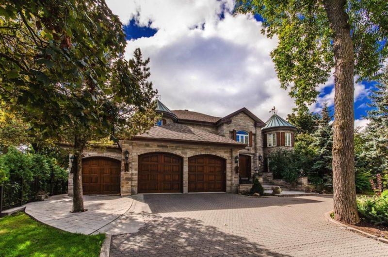 Incredible Waterfront Home in Québec, Canada incredible waterfront home in qubec canada 933a73d