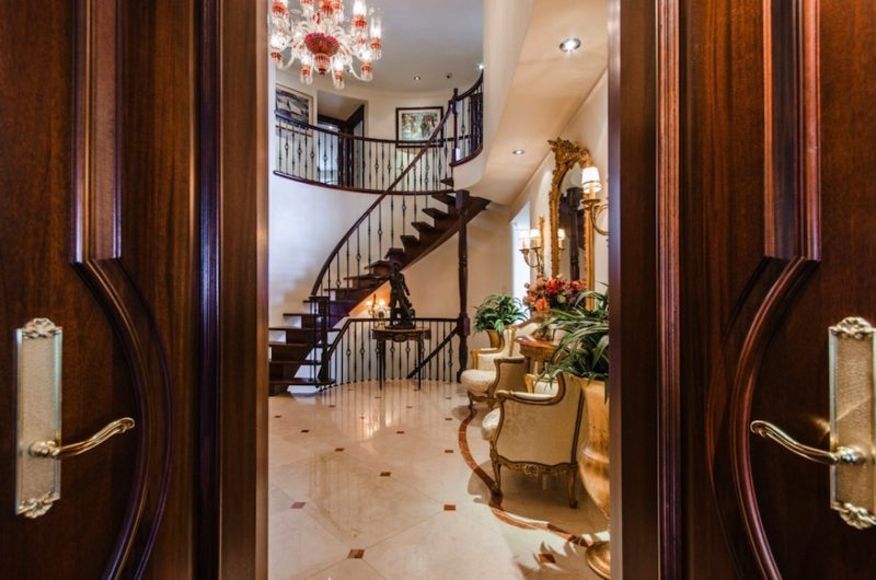 Incredible Waterfront Home in Québec, Canada incredible waterfront home in qubec canada f9670e9