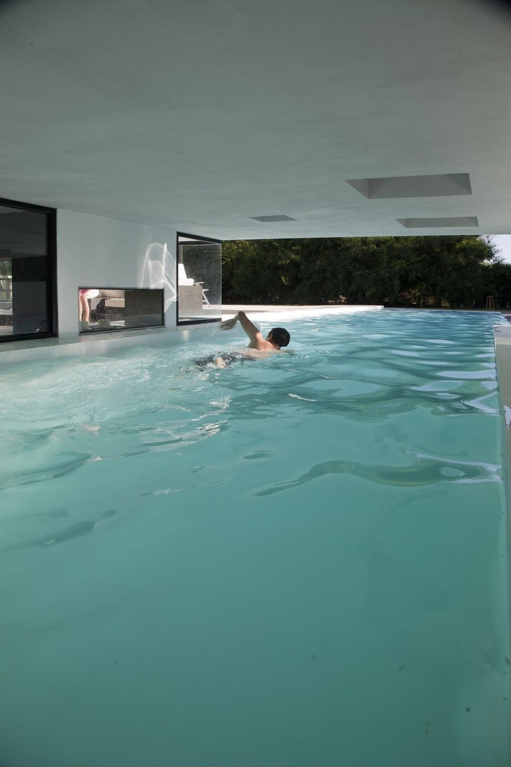 Ingenious Grand Bell House by Andres Remy Arquitectos ingenious grand bell house by andres remy arquitectos 3174224