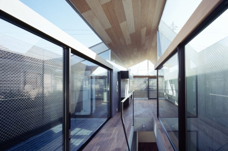 Insulated Neut House by APOLLO Architects & Associates insulated neut house by apollo architects associates 253c68c