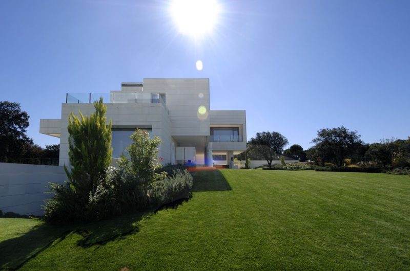 Integrated House in Madrid by A-cero integrated house in madrid by a cero 2a480ee