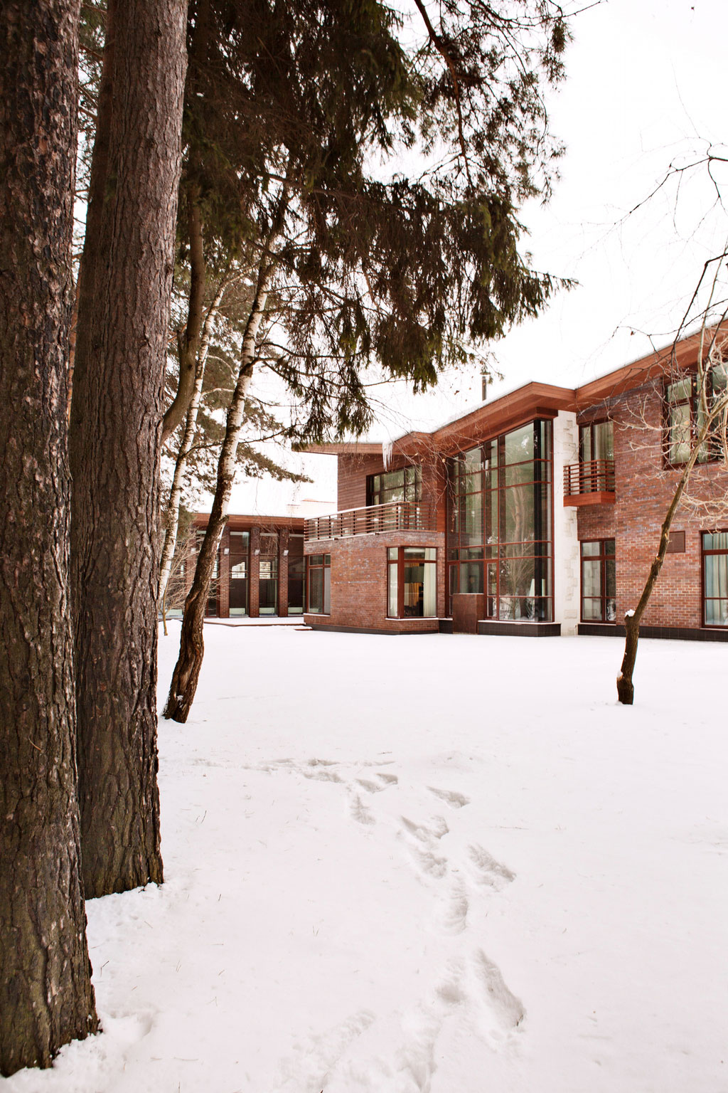 Intellectual-Style Ruben Dishdishyan House by Nicholas Lyzlov intellectual style ruben dishdishyan house by nicholas lyzlov e73ca76