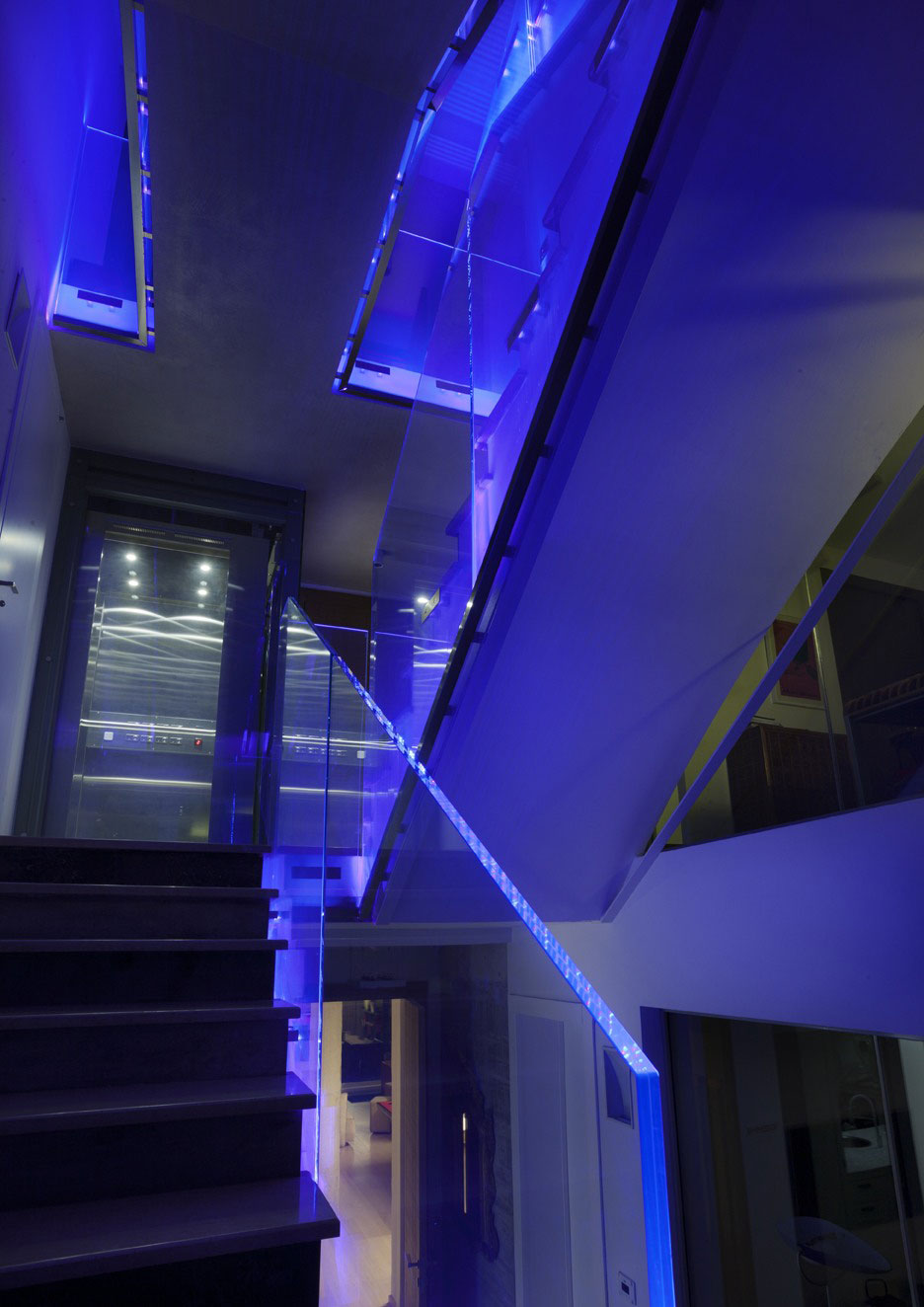 Italian Style Home and Showroom by Iosa Ghini Associati italian style home and showroom by iosa ghini associati 0581170