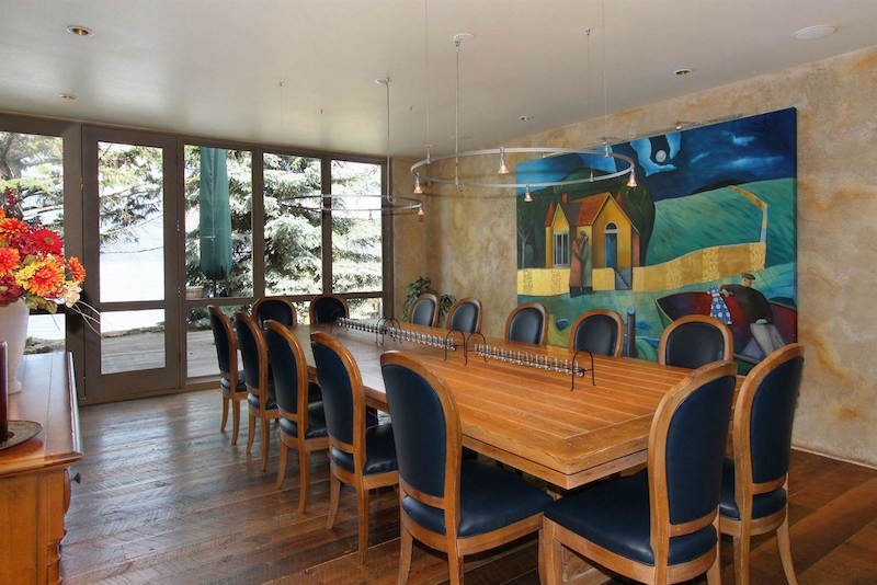 Jasmine's Cove Home In Lake Country, British Columbia jasmines cove home in lake country british columbia ab7c710