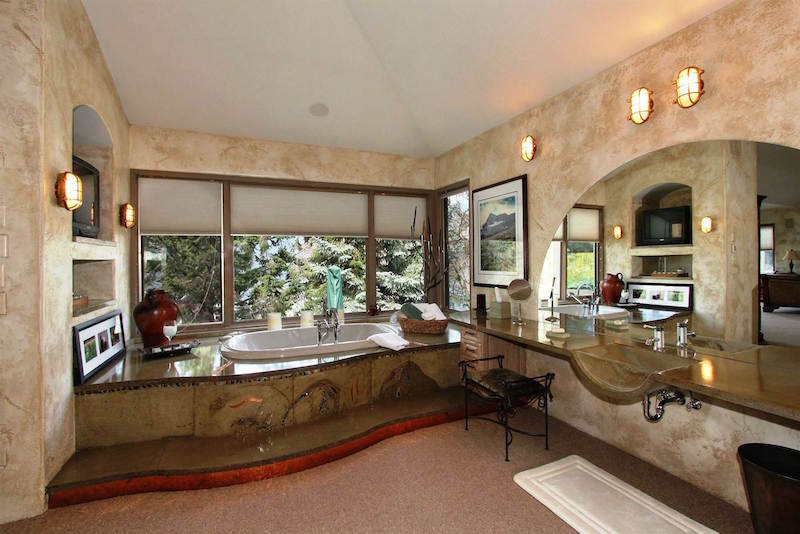 Jasmine's Cove Home In Lake Country, British Columbia jasmines cove home in lake country british columbia ffa631b