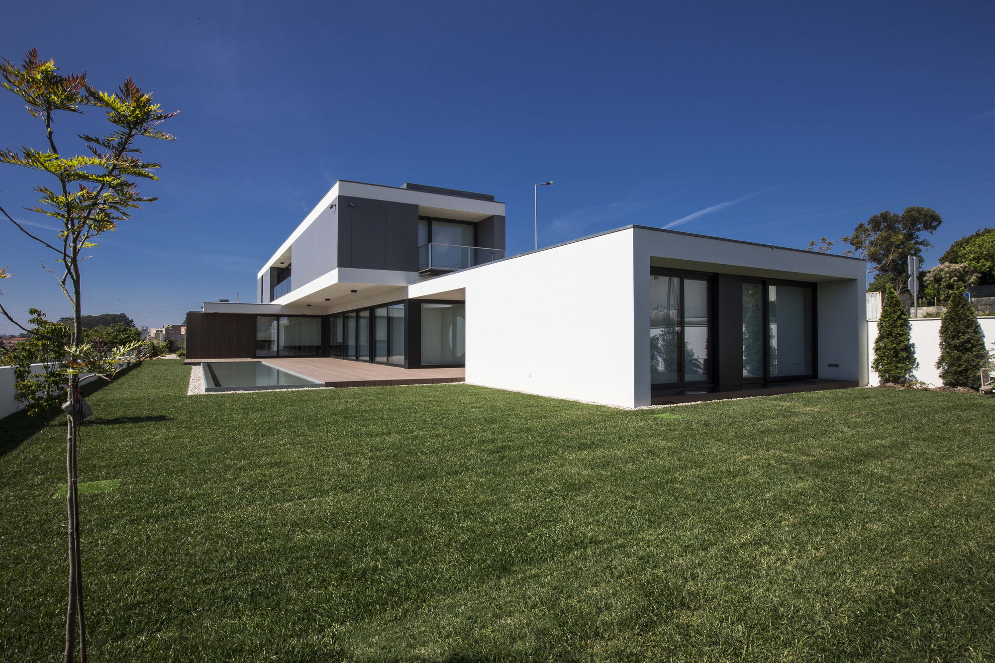 JD House In Santo Tirso, Portugal jd house in santo tirso portugal 956b1f2