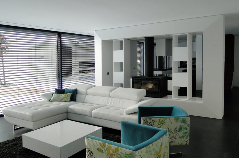 L-Shaped Villa Nova in Farmalicao by Arquitectura.501 l shaped villa nova in farmalicao by arquitectura501 10d5b14