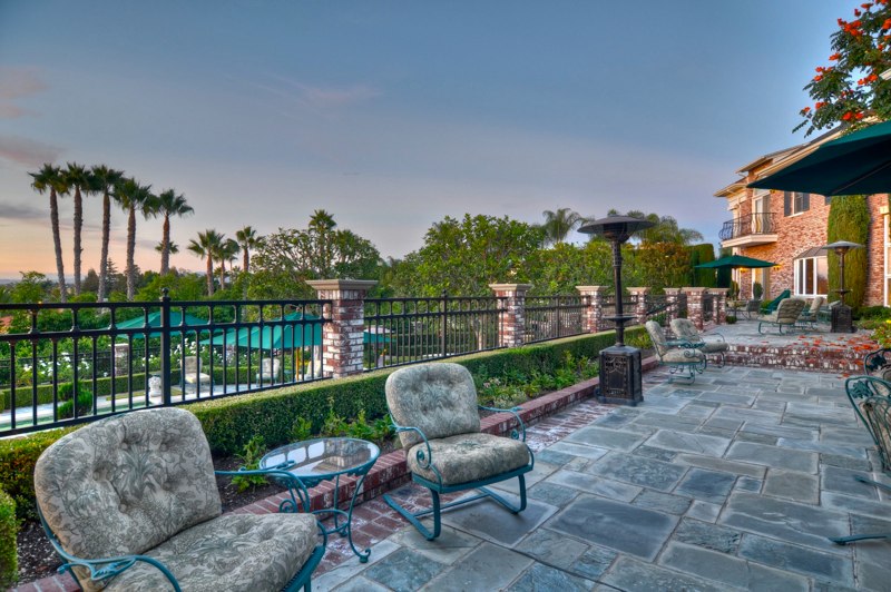 Laguna Hills House in California laguna hills house in california 408f8d2