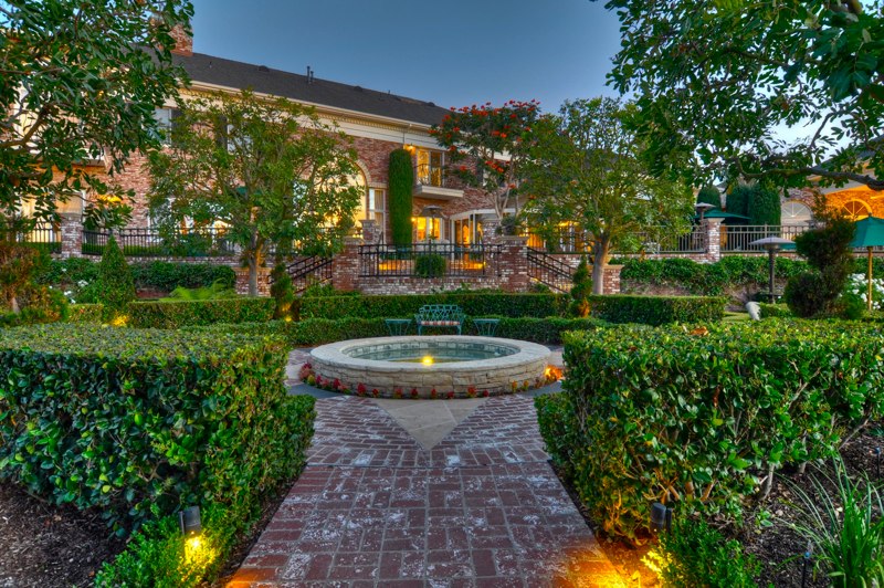 Laguna Hills House in California laguna hills house in california f4c1e3e