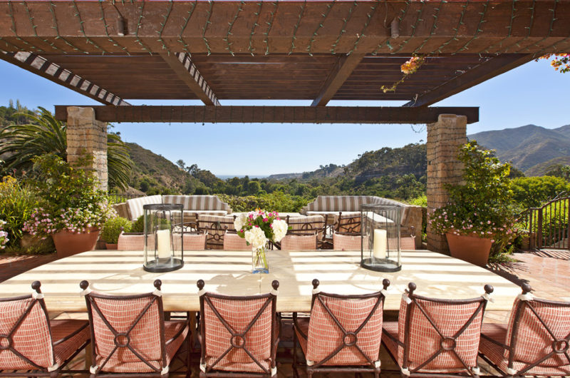 Lavish Estate In Serra Retreat, Malibu lavish estate in serra retreat malibu a7ec5eb