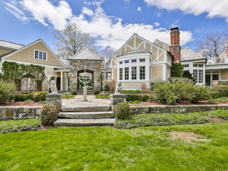 Lion's Head House In Fairfield, Connecticut, United States lions head house in fairfield connecticut united states 201236f