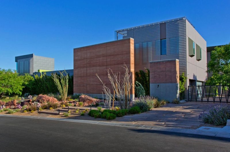 Lively Desert Contemporary Estate in Las Vegas lively desert contemporary estate in las vegas fe8df77