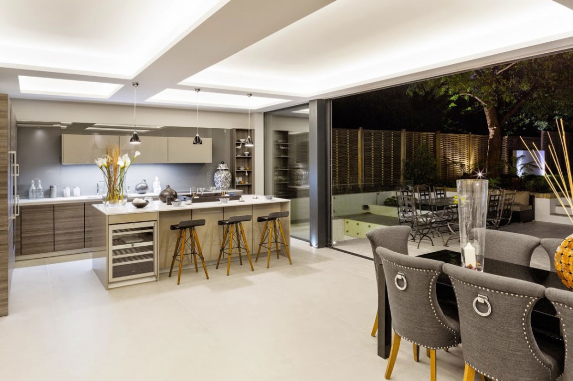 Lonsdale Road Home In London, England lonsdale road home in london england d3caa1e