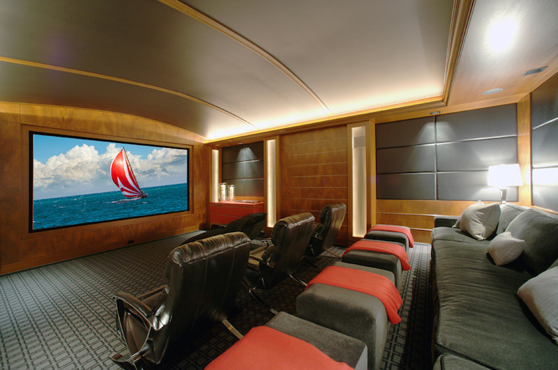 Luxe Estate In Bay Harbor, Michigan To Be Up For Auction luxe estate in bay harbor michigan to be up for auction 59be863